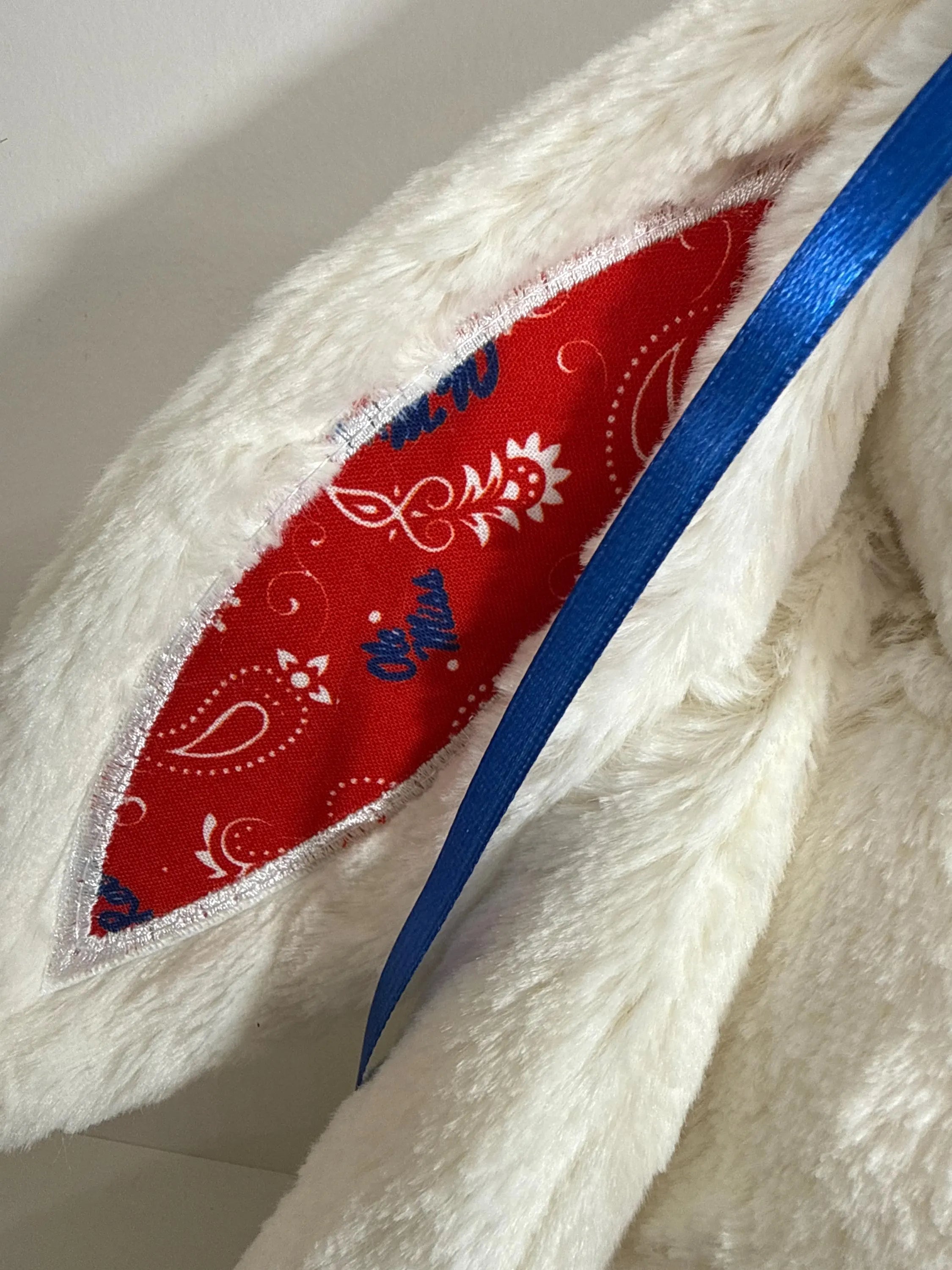 Hand-Customized Collegiate Keepsake Bunny Ole Miss - Large Bunny