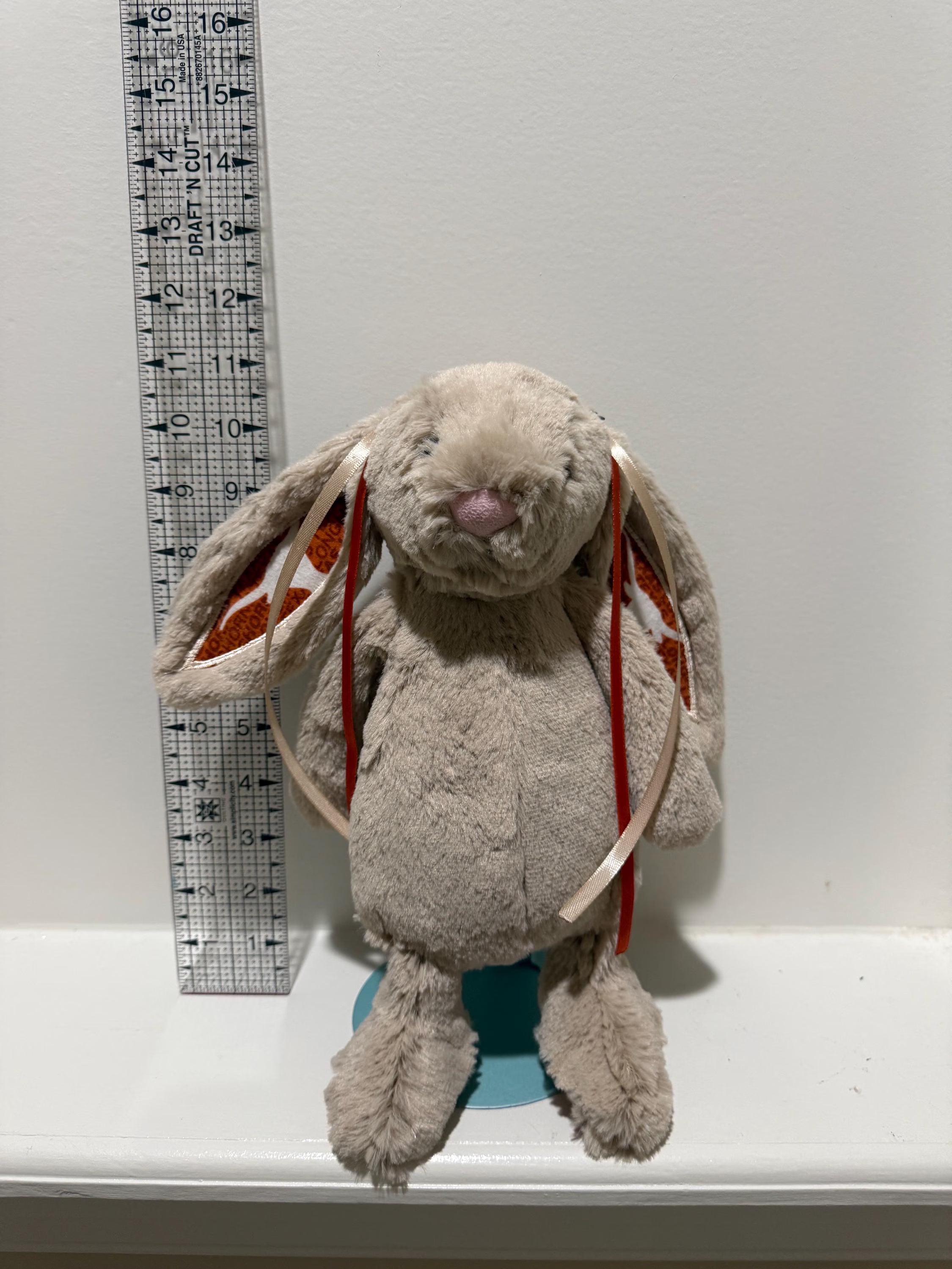 Collegiate Keepsake Medium Bunny - The University of Texas Longhorns